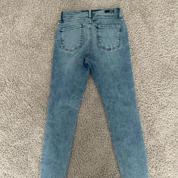 **SOLD** Kut from the Kloth ripped skinny jeans high rise - Picture 3 of 6